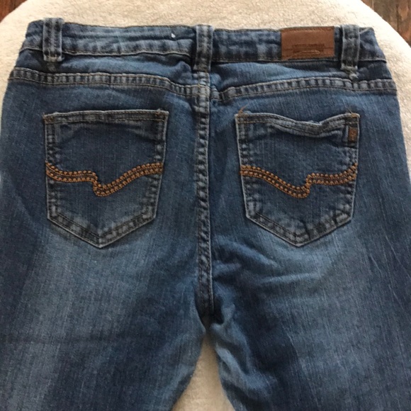 ALEX Distressed Jeans - Picture 3 of 4